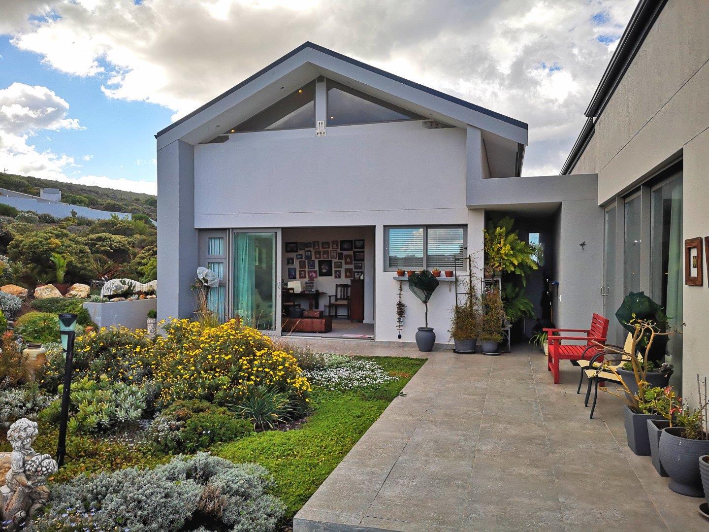 5 Bedroom Property for Sale in Pinnacle Point Golf Estate Western Cape